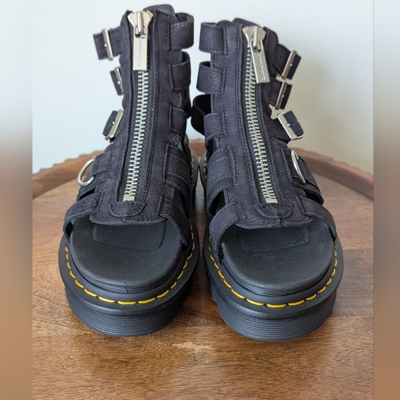 NEW Dr. Martens Olson Tumbled Nubuck Leather Gladiator Zip Sandals W Size 7 - Picture 5 of 9